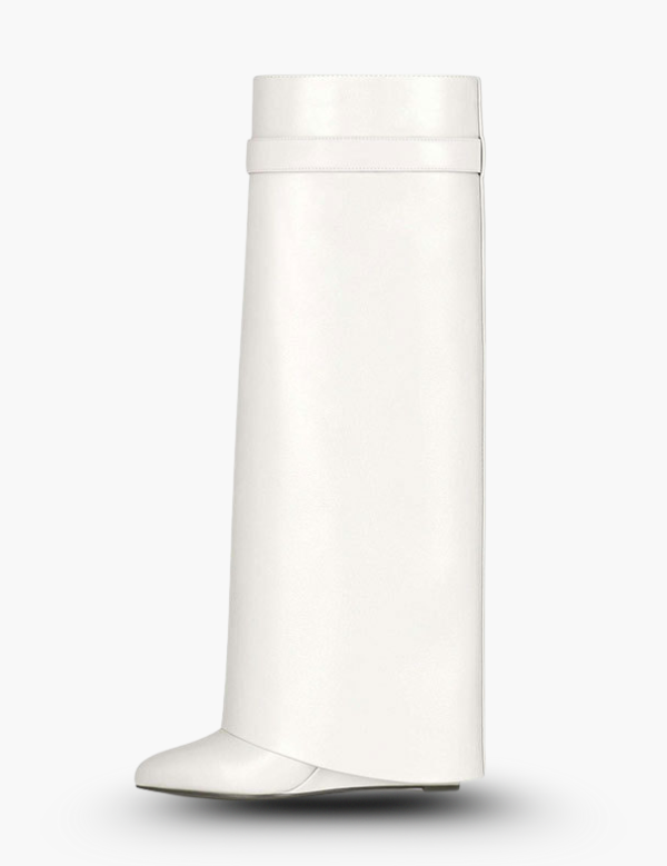 Weisse_Hilarystiefel.png