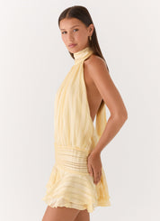 Susanne Lund | Mini-halterneck kjole i chiffon til kvinder