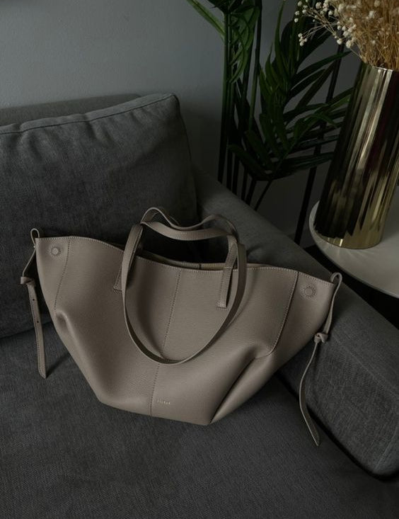 Camille Rousseau | Elegant tote taske med tidløst design