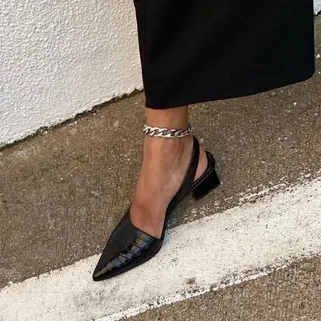 Camille Moreau | Elegante pumps med spids tå og blokhæl