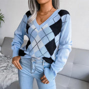 Stine Andersen | Karierter Strickpullover mit V-Ausschnitt