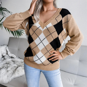 Stine Andersen | Karierter Strickpullover mit V-Ausschnitt