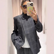 Lotte Petersen | Oversized Blazer i Grå Ternet Mønster