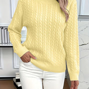 Lotte Andersen | Cable-Strikket Sweater med Rund Hals