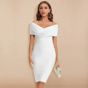 Camille Durand | Midi-bandagekjole med off-shoulder elegance