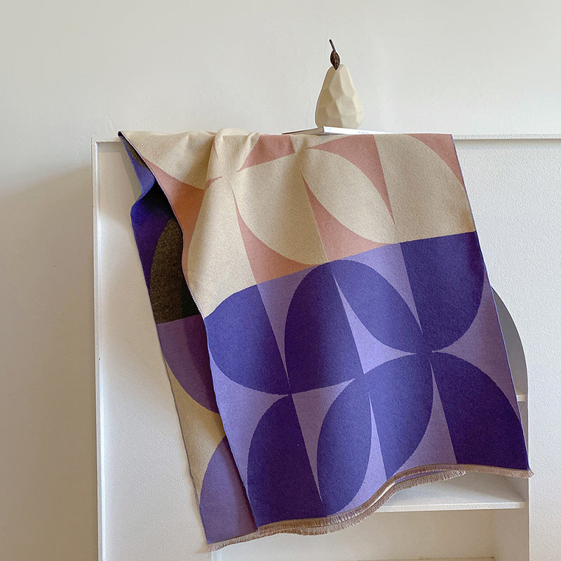Julie Krogh | Blødt Cashmere-Tørklæde med Grafisk Print