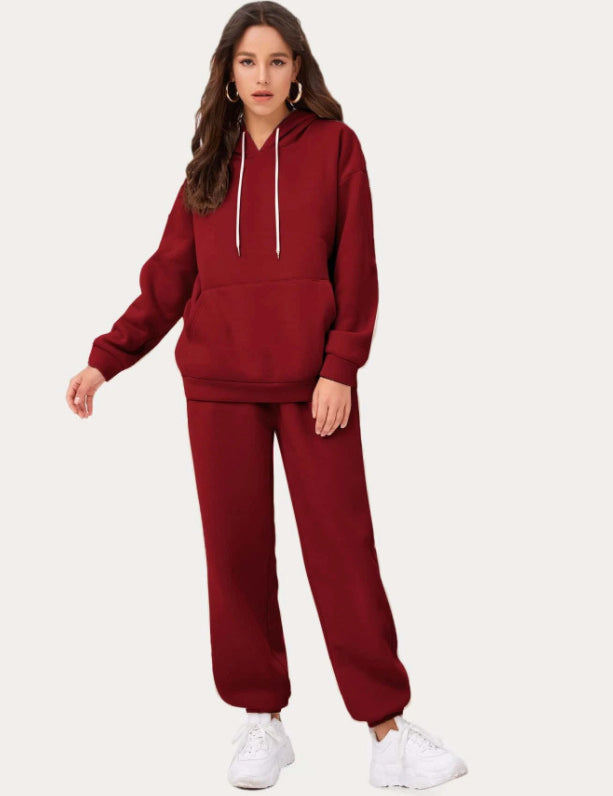 Mille Storm | Sweatshirt-sæt med hoodie og joggingbukser