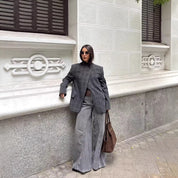 Lotte Petersen | Oversized Blazer i Grå Ternet Mønster