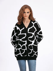 Rikke Overgaard | Jacquard-Strickjacke mit grafischem Muster in Oversize-Passform