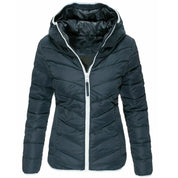 Stine Bach | Wattierte Daunenjacke mit Kapuze für Damen