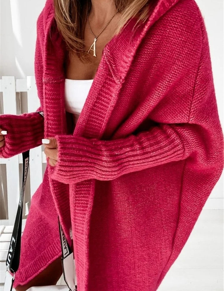 Gry Werner | Oversized kardigan s kapucí a netopýřími rukávy