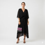 Natalia Bergland | Midi-Omslagskjole i Navy med Wrap-Design