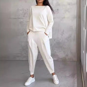 Dorte Riis | Casual Sæt med Løs Sweatshirt og Tapered Bukser
