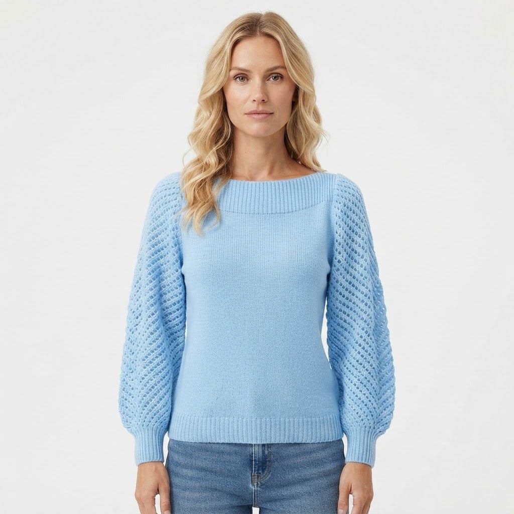 Emilie Vang | Openwork-strik sweater i lyseblå