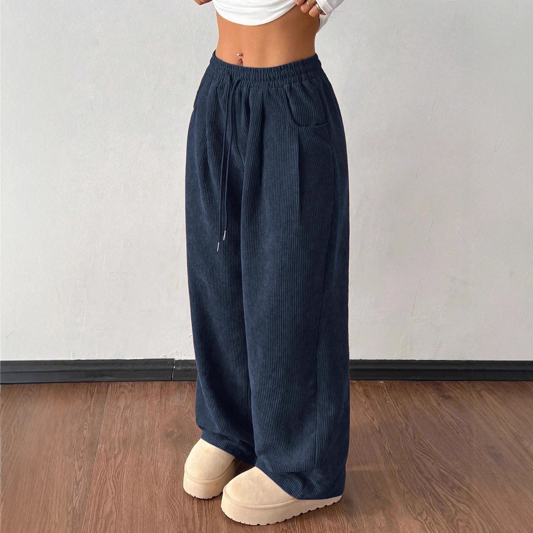 Clara Jensen | Corduroybukser i wide-leg fit til kvinder