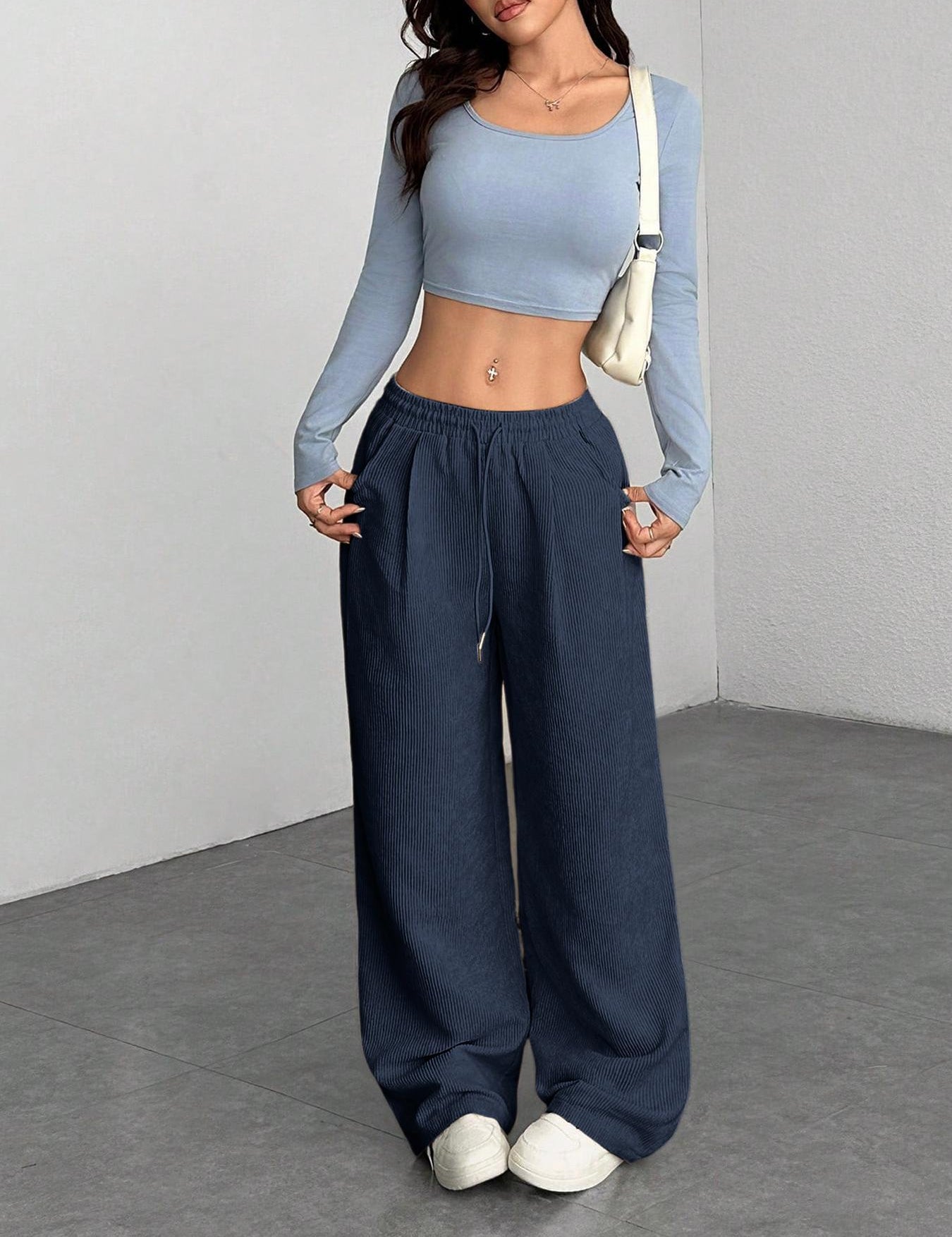 Clara Jensen | Corduroybukser i wide-leg fit til kvinder