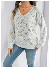 Alberte Skovgaard | Langærmet Hulmønster Sweater med V-hals