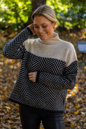 Élise Moreau | Luksuriøs rullekrave i faux cashmere