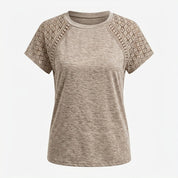Kirsten Juhl | T-shirt med Blondeærmer i Lilla
