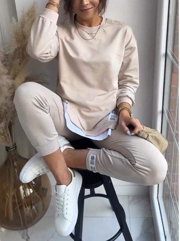 Amélie Sorensen | Komfortabel Outfit Set med Sweatshirt og Joggingbukser