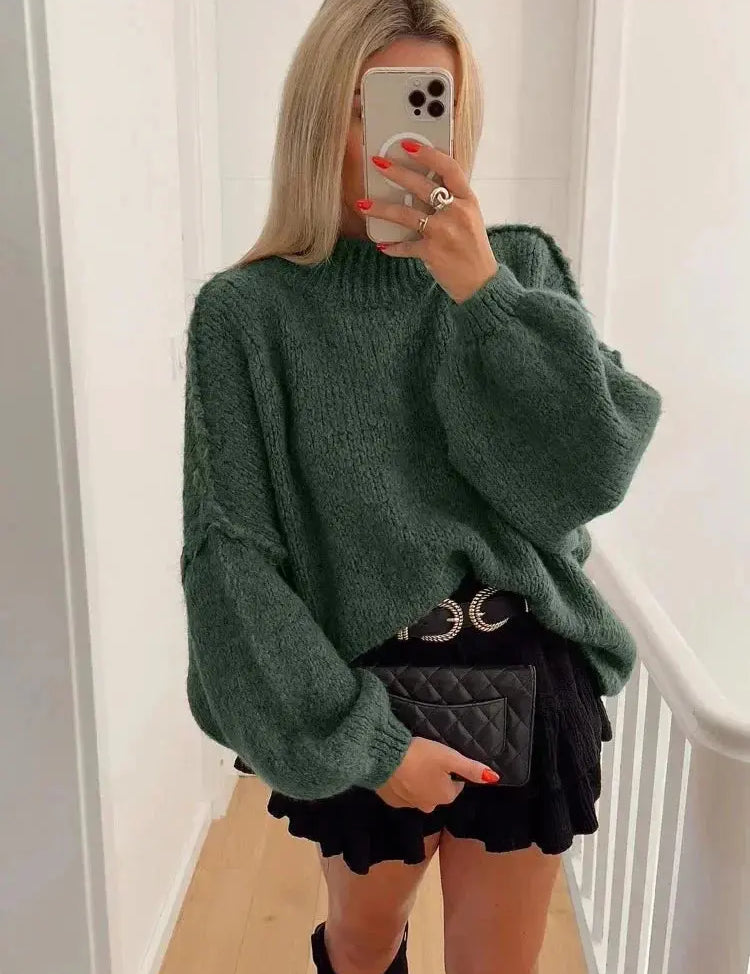 Harriet Sinclair | Oversize Efterårspullover i Beige – Blød & Varm Komfort