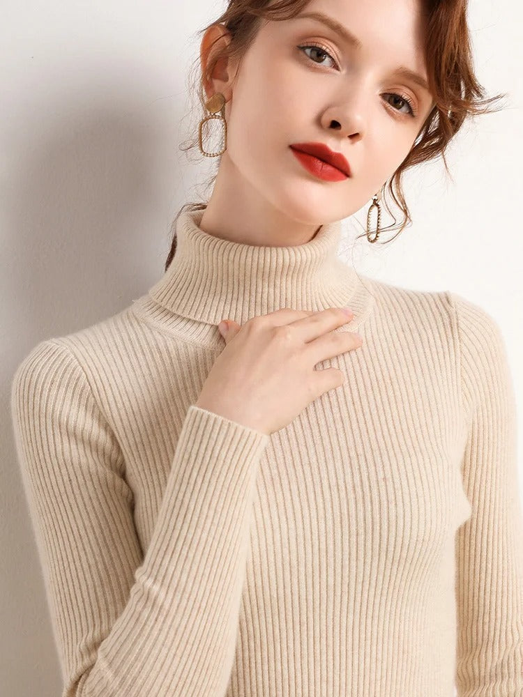 Mette Aagaard | Ribbed turtleneck sweater for women