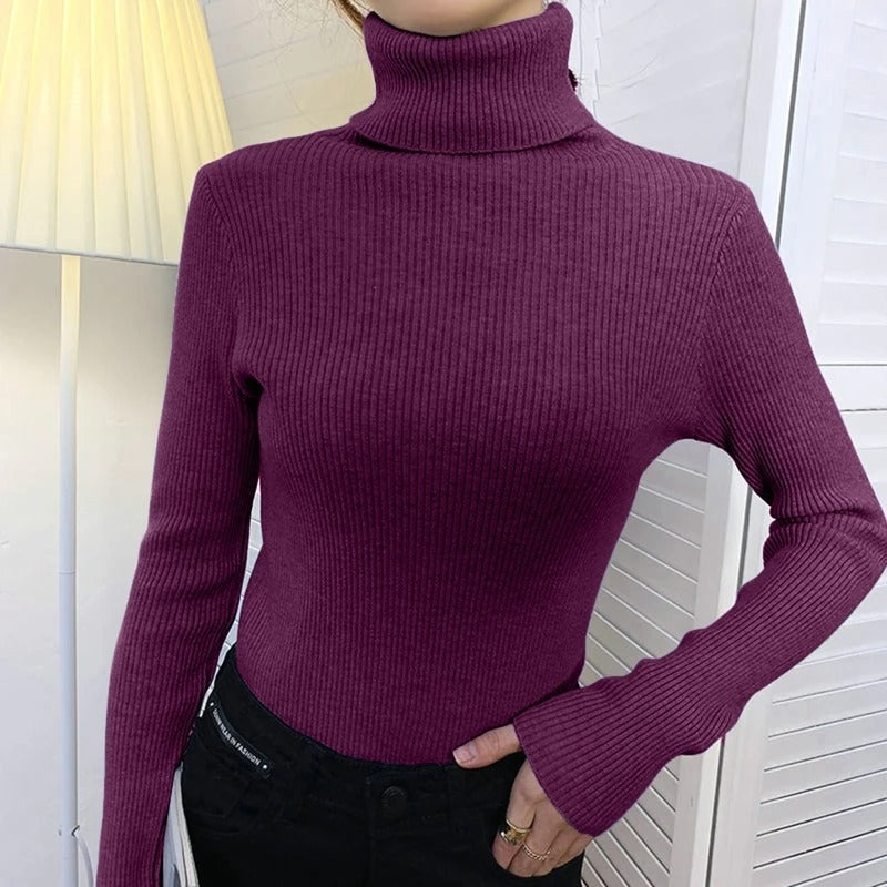 Mette Aagaard | Ribstrikket rullekrave-sweater til kvinder