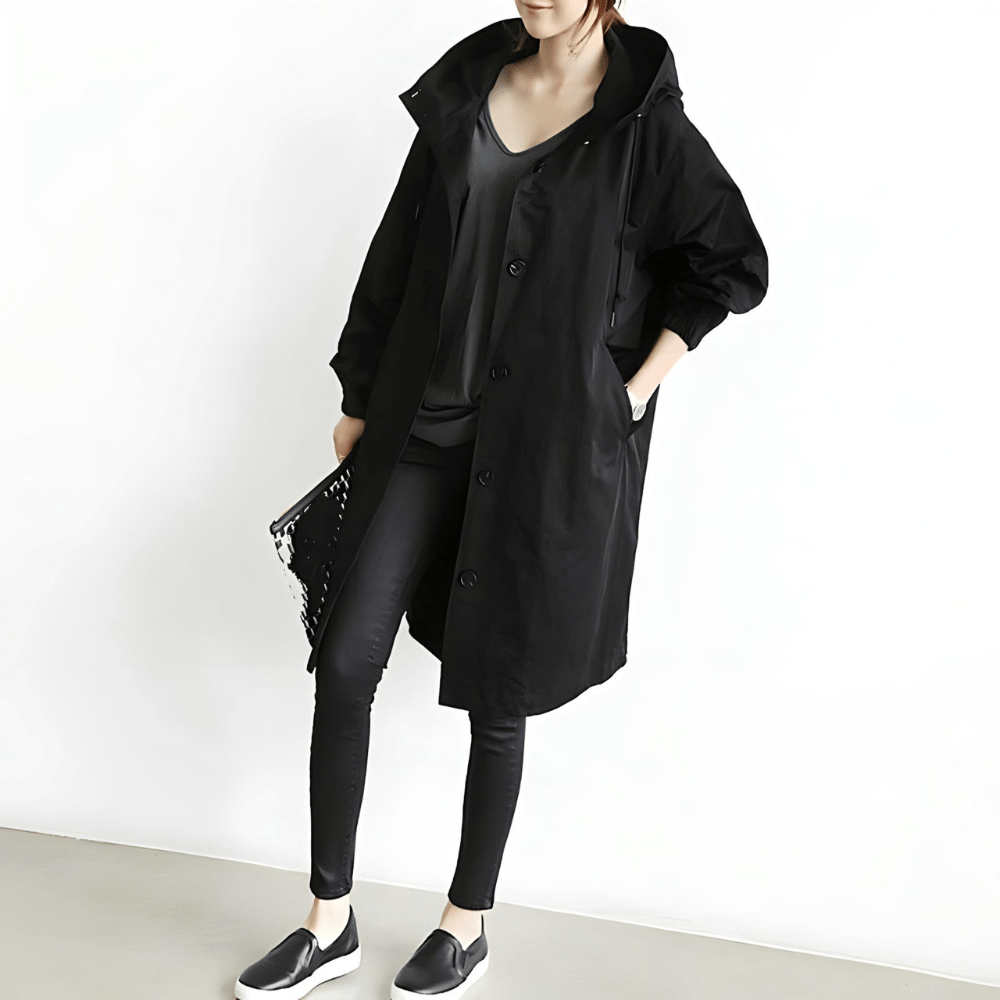Amélie Rousseau | Oversized frakke med hætte og elegante knapper