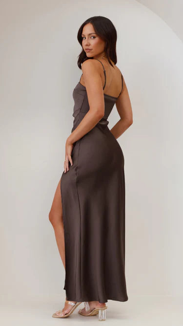 Sophia Corsini | Maxi-kjole i luftig silke med feminint design