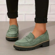 Rosalie Thornsby | Slip-On Loafers med Kraftig Sål i Sort