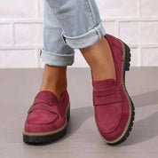 Rosalie Thornsby | Slip-On Loafers med Kraftig Sål i Sort