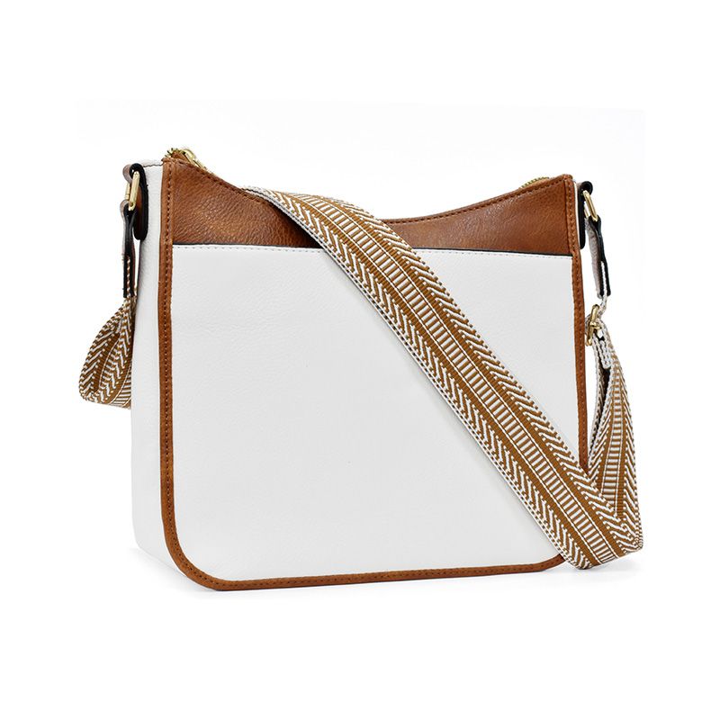 Trine Madsen | Crossbody taske i cognacbrun faux læder med boho skulderrem