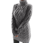 Helle Jespersen | Cable-strikket turtleneck-sweaterkjole i mini-længde