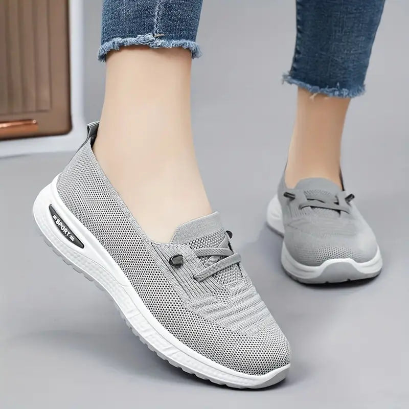 Léa Montclair | Komfortable slip-on sneakers til kvinder i åndbart mesh