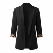 Pia Hedegaard | Rød Blazer med Leopard Detaljer