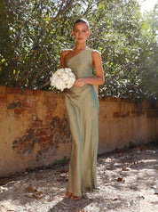 Lucia Pemberton | Maxi-kjole med One-Shoulder Design i Sage Green