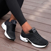Aurora Sinclair | Letvægts sneakers med sporty elegance