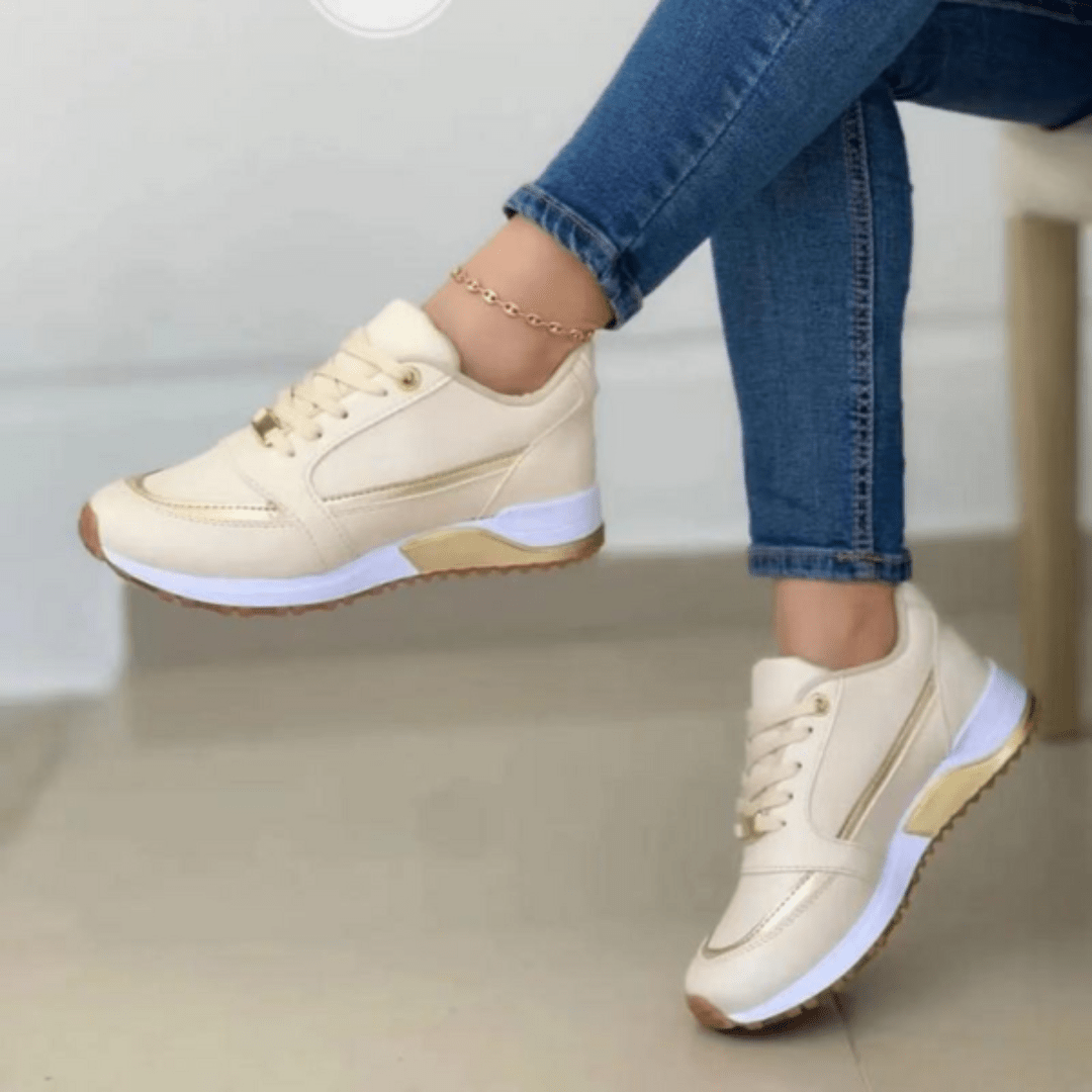 Alessia Moreau | Chunky sneakers med moderne metallic detaljer