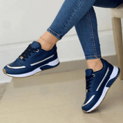 Alessia Moreau | Chunky sneakers med moderne metallic detaljer
