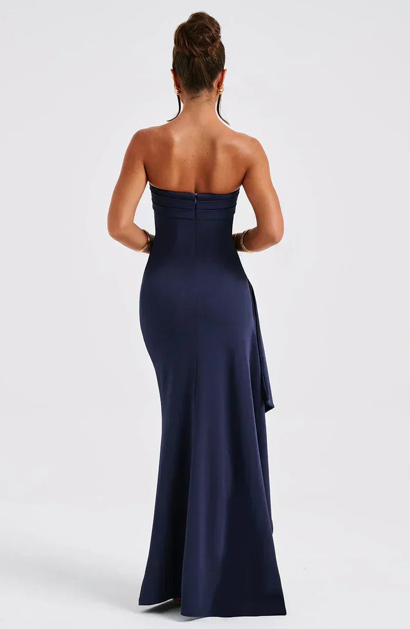 Alessia Romano | Off-shoulder luksus maxi kjole med twist