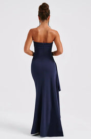 Alessia Romano | Off-shoulder luksus maxi kjole med twist